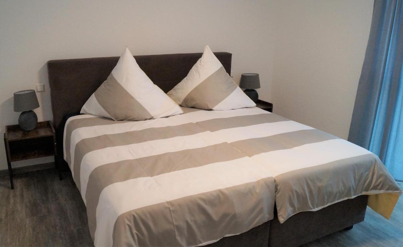 Flat11 4-Zi Wohnung Messe Karlsruhe 라인슈테텐 외부 사진